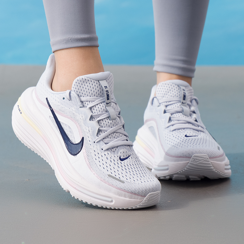 Lightweight Road Running Shoes - 나이키 여성용 신발, 정품, 가벼운 무게,