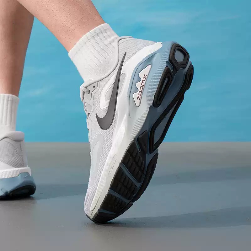나이키 남성용 신발, 정품, 가벼운 무게, 도로용 러닝 - Lightweight Road Running Shoes 리뷰 및 가격